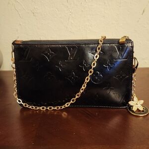 Louis Vuitton Black Monogram Vernis Lexington Pochette Bag